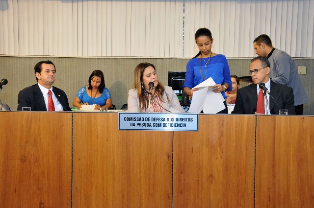 Também foi solicitada visita à Apae de Monte Carmelo e reunião sobre o Instituto São Rafael
