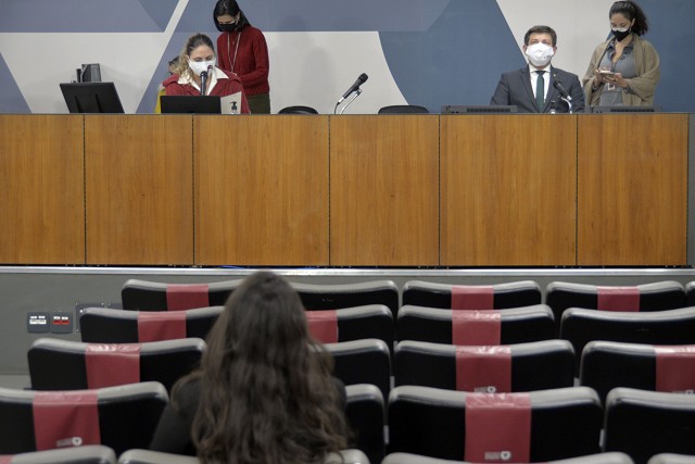 Comissão de Administração Pública - debate sobre Ouvidoria Externa vinculada à Defensoria Pública