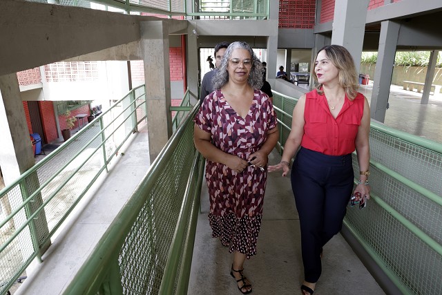 Comissão de Educação, Ciência e Tecnologia - visita à Escola Estadual Manoel Casasanta