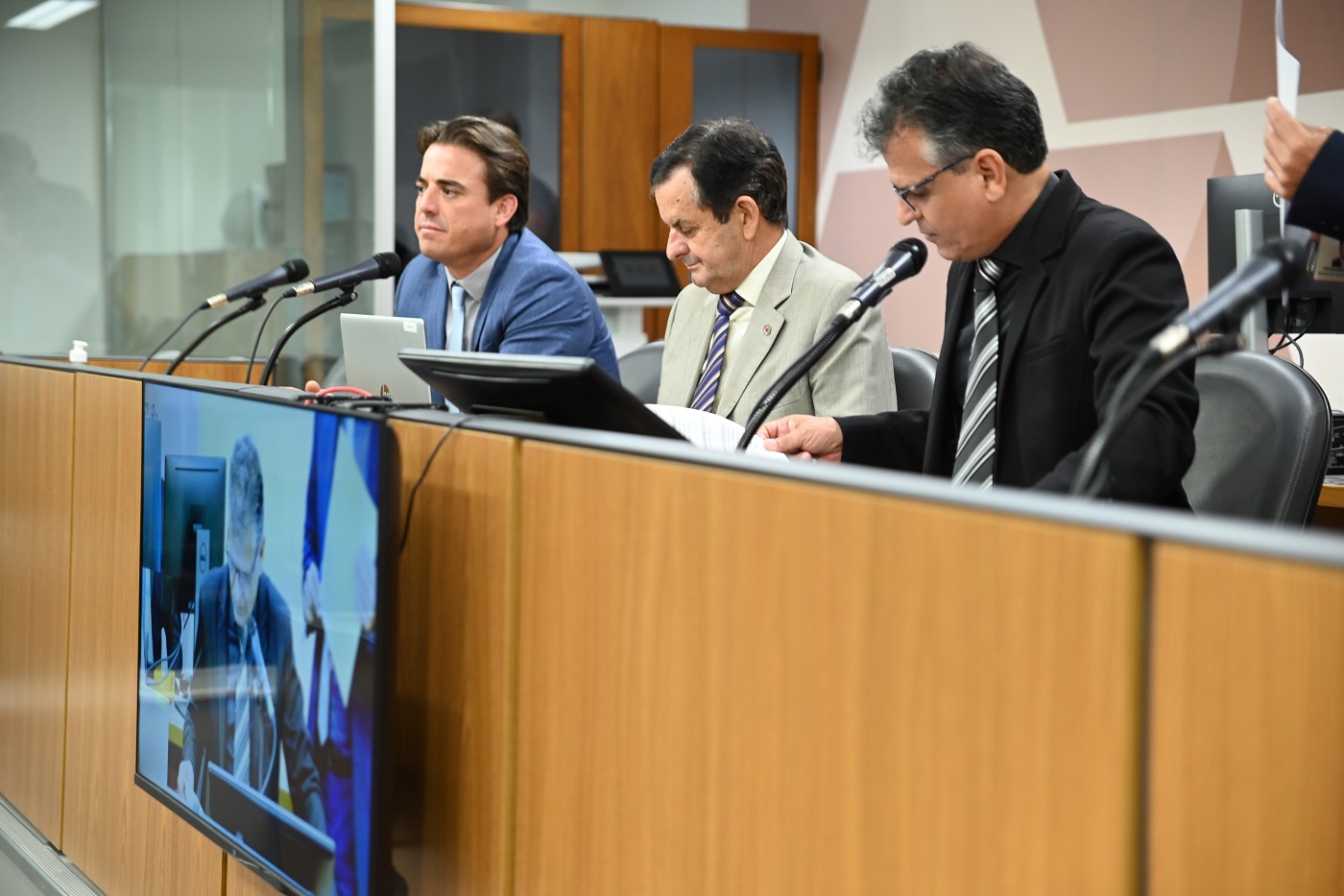 Comissão Extraordinária de Prevenção e Enfrentamento ao Câncer - análise de proposições