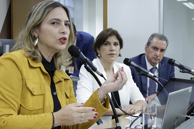 Comissão de Educação, Ciência e Tecnologia - debate sobre a exoneração do ex-secretário de Estado de Educação, Rossieli Soares