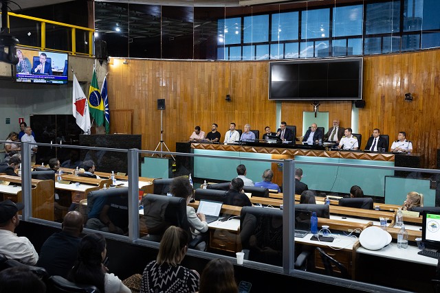 debate sobre o uso de embarcações para fomentar o turismo
