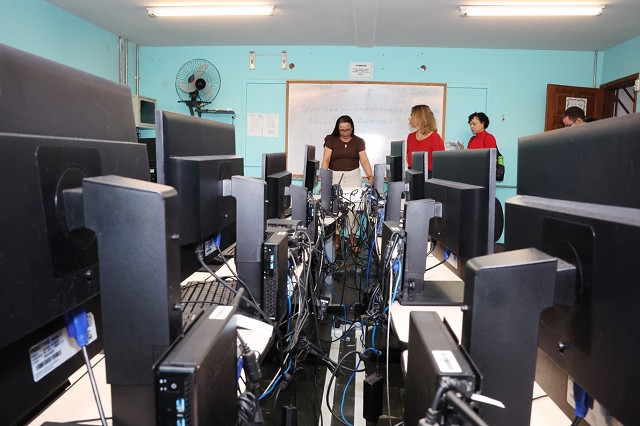 Comissão de Educação, Ciência e Tecnologia - visita à escola de Montes Claros