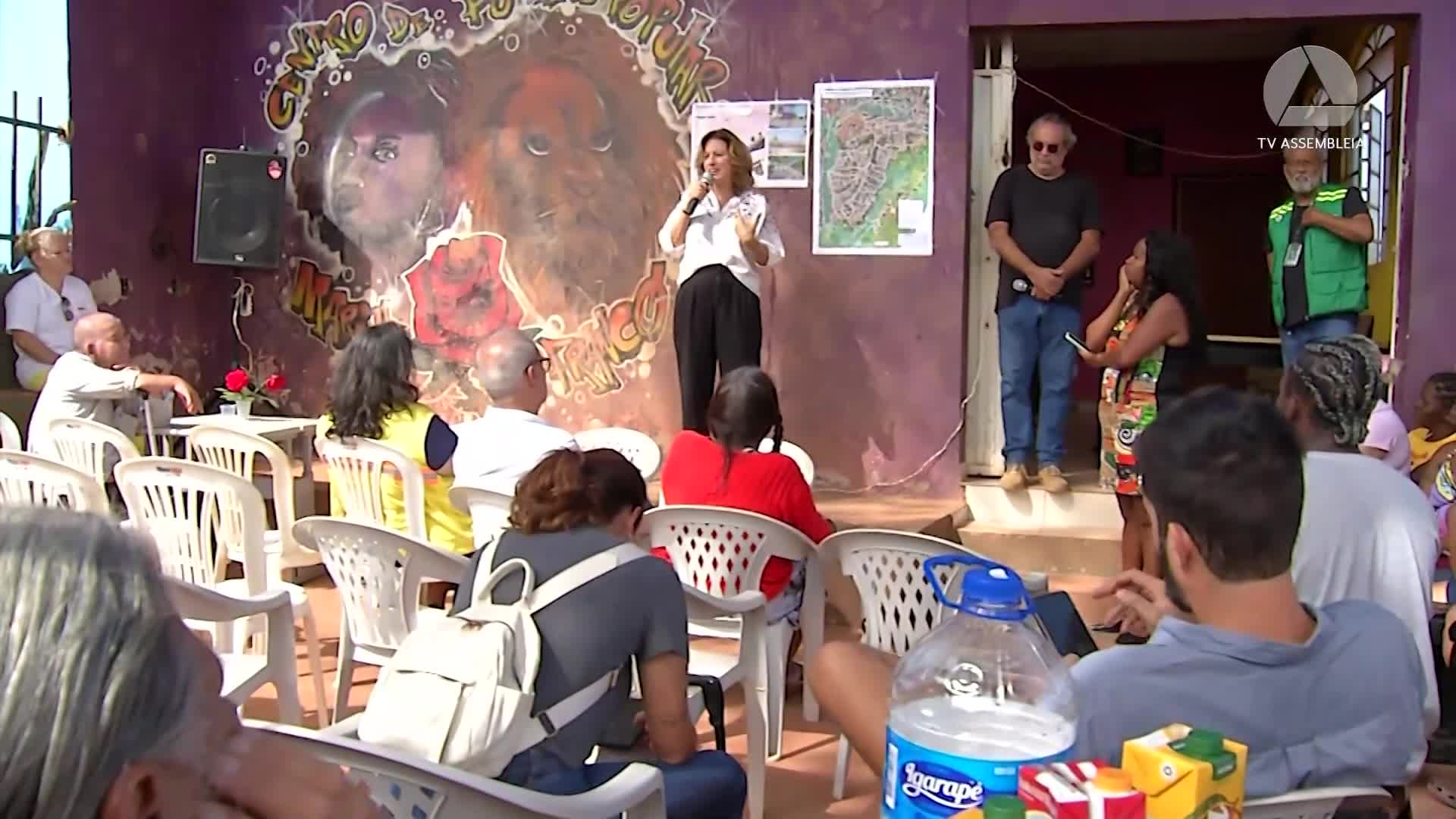 Moradores de ocupação em BH cobram plano de urbanização