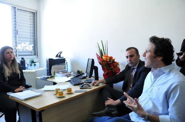 A responsável provisória da delegacia apresentou as demandas do local