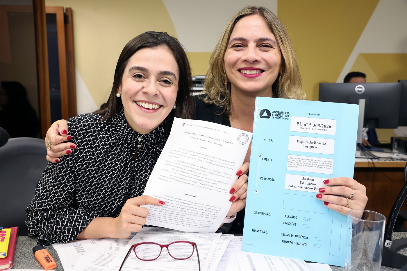 Comissão de Educação, Ciência e Tecnologia analisa proposições