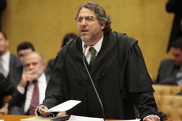 Leonardo Isaac Yarochewsky