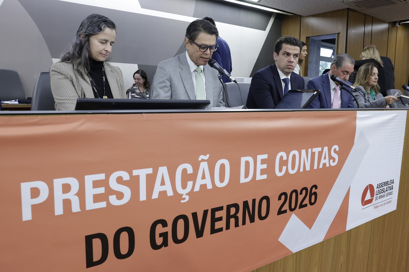 Assembleia Fiscaliza - Comissões de Fiscalização Financeira, de Administração Pública, de Defesa do Consumidor, de Desenvolvimento Econômico, de Participação Popular e de Cultura -  prestação de informações sobre a gestão da SCC, SEF, Segov e Secom