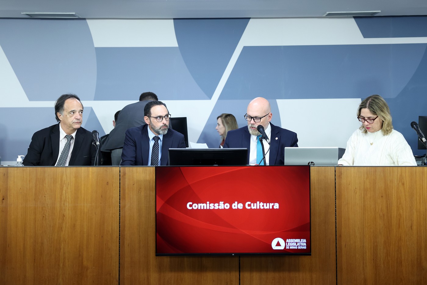 Comissão de Cultura - análise de proposições (reunião das 16:00)