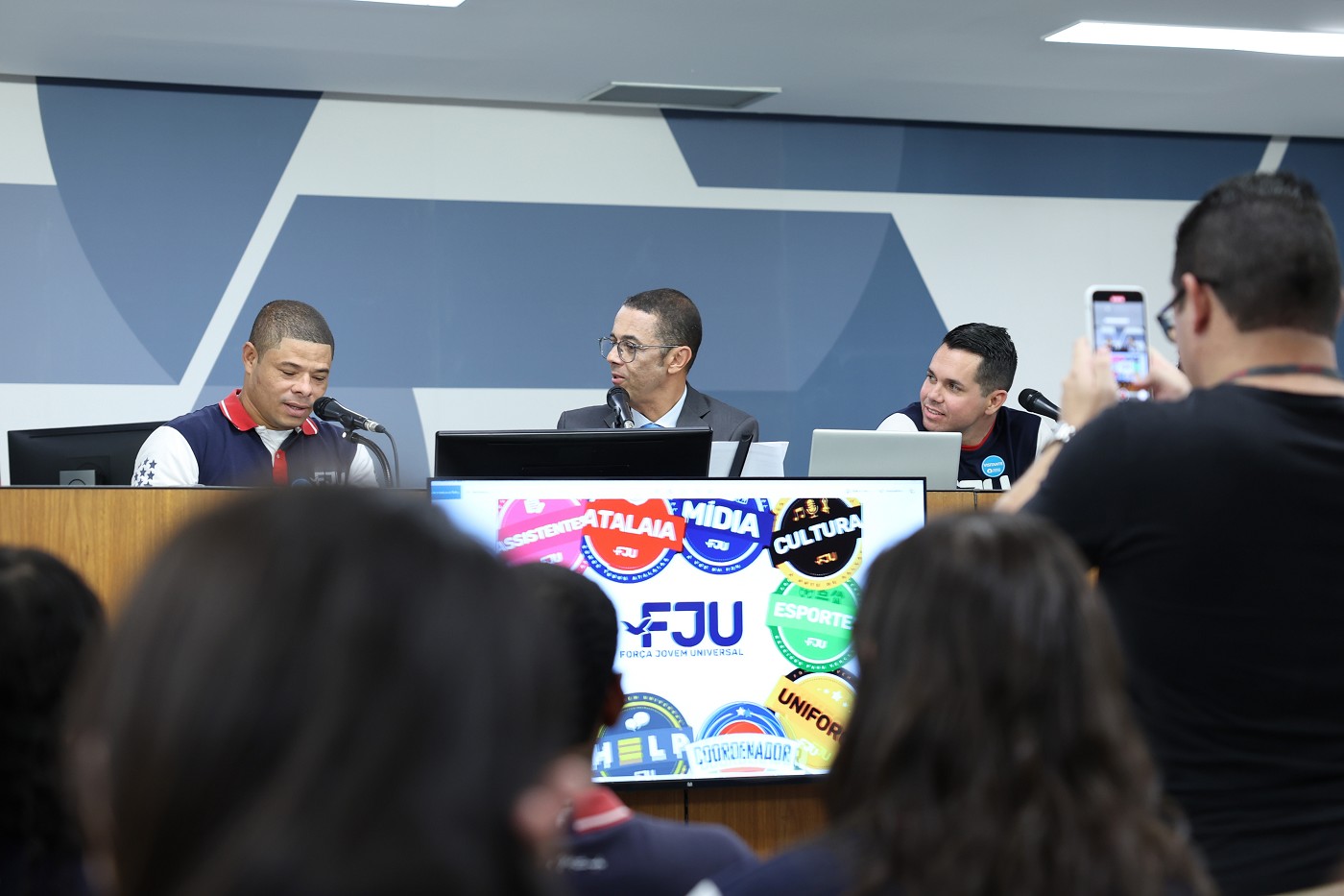 Comissão de Esporte, Lazer e Juventude - debate sobre o grupo Força Jovem Universal no Estado