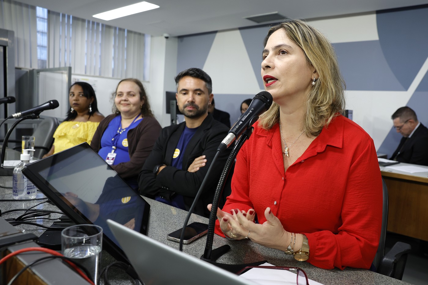 Comissão de Educação, Ciência e Tecnologia - homenagem à Escola Estadual Maria Luiza Miranda Bastos