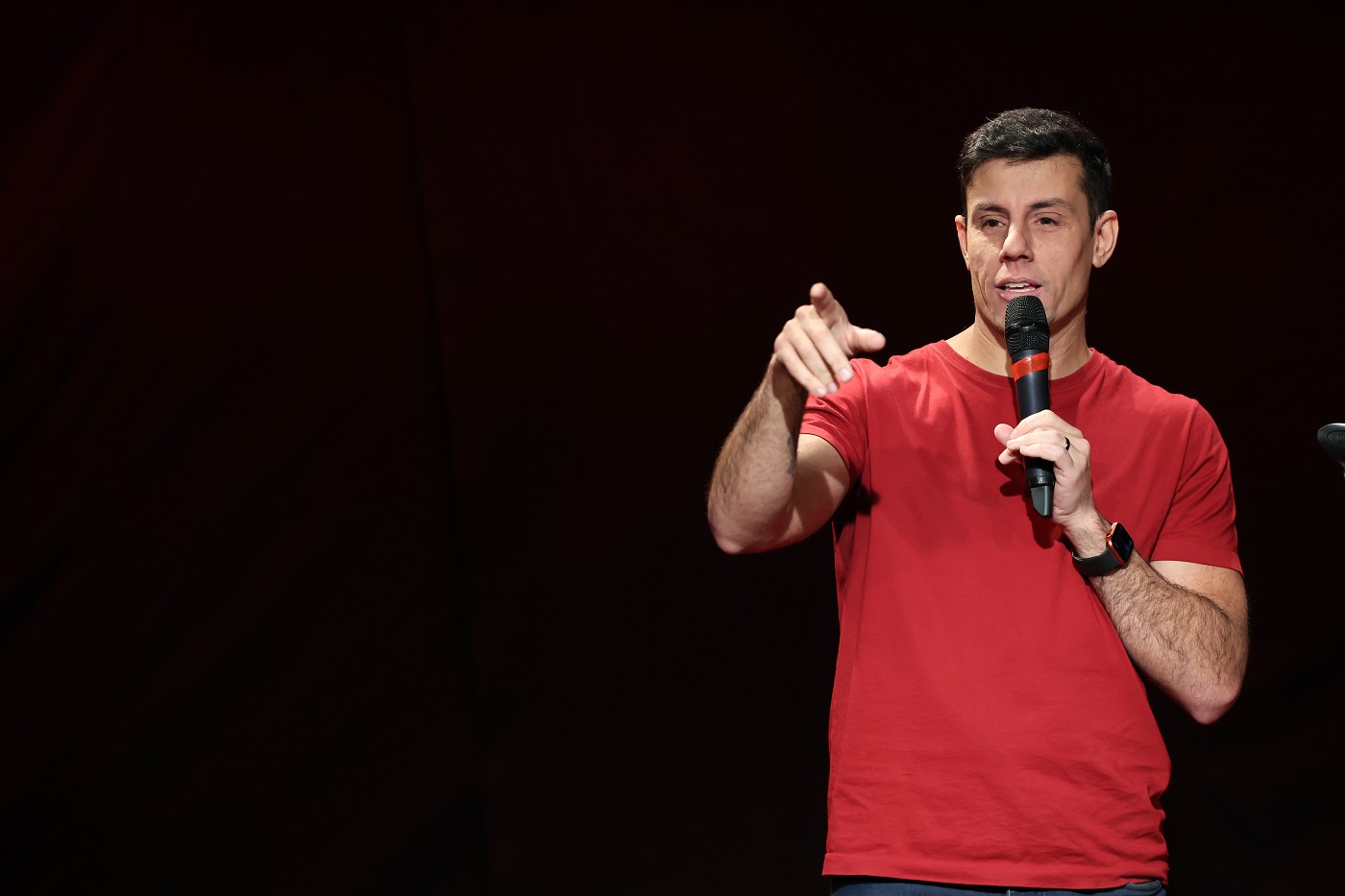 Zás - Stand-up comedy - Thalles Trivelato - Manual das Gerações