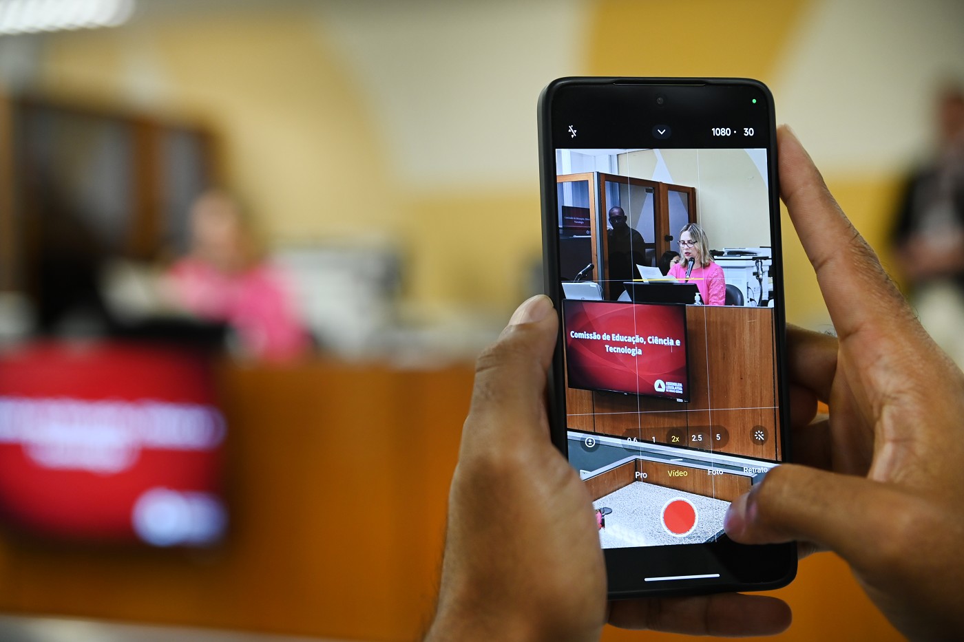 Comissão de Educação, Ciência e Tecnologia - debate sobre suposto contrato irregular para aquisição de imóveis
