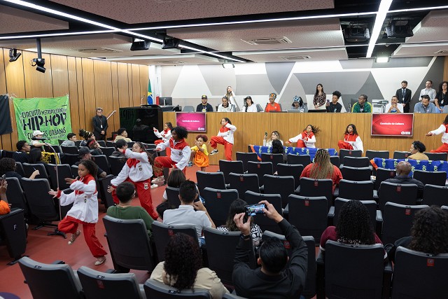 Comissão de Cultura - homenagem ao Circuito Metropolitano de Hip-Hop