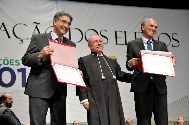 Fernando Pimentel e Antônio Andrade foram diplomados no dia 19/12