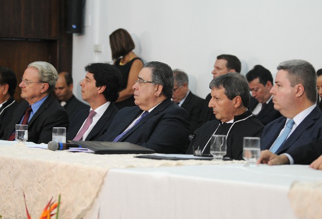 Autoridades participam da posse do presidente do TRE-MG, Wander Marotta