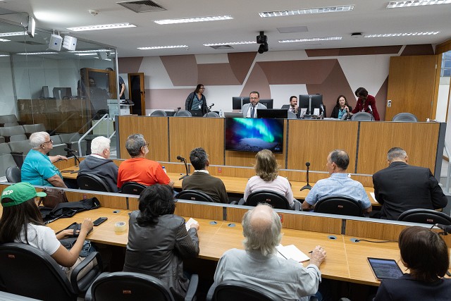 Comissão de Participação Popular - debate sobre o leilão de áreas públicas em Ipatinga
