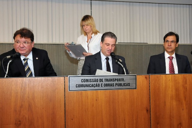 O requerimento para a visita é de autoria dos deputados Celinho do Sinttrocel e Adalclever Lopes