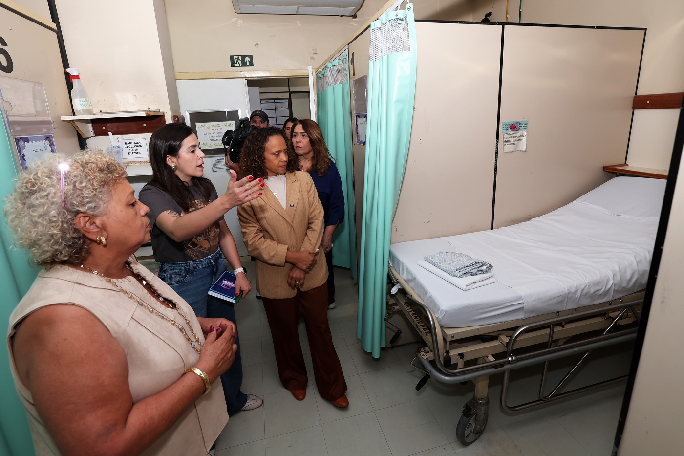 Comissão de Defesa dos Direitos da Mulher - visita ao Hospital Júlia Kubitschek
