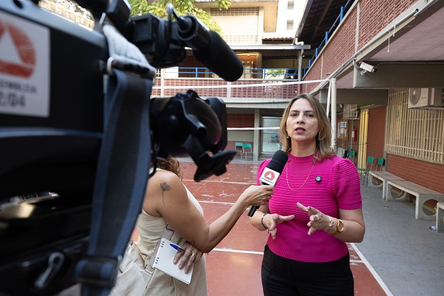 Comissão de Educação, Ciência e Tecnologia - visita às escolas estaduais Augusto de Lima e Professor Leopoldo de Miranda, em Belo Horizonte