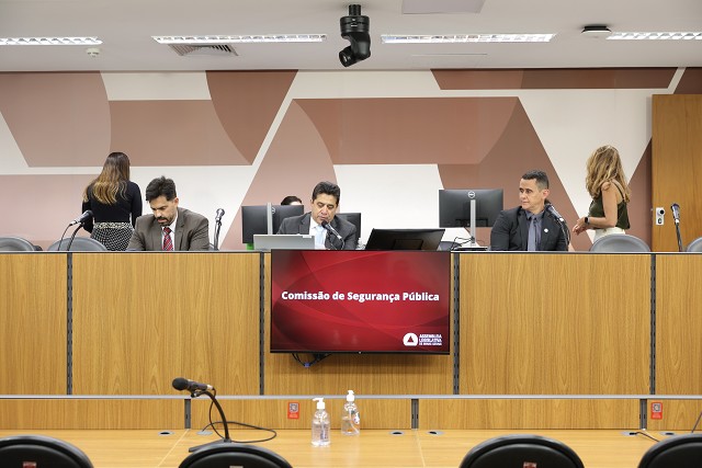 Comissão de Segurança Pública - análise de proposições