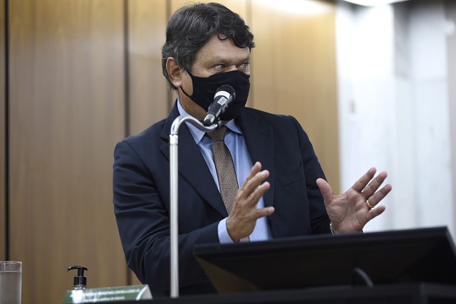 O deputado Zé Guilherme defendeu os benefícios futuros da parceria entre IBM e Cemig
