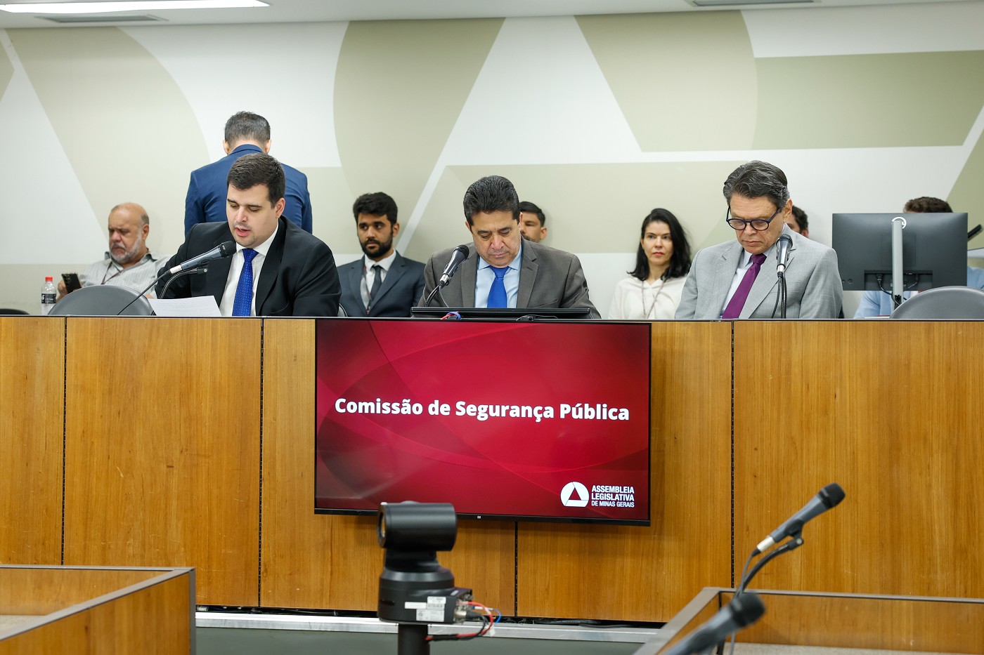 Comissão de Segurança Pública analisa proposições