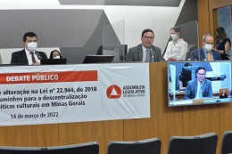 A aprovação do Projeto de Lei 2.976/21, que institui o Descentra Cultura Minas Gerais, foi defendida no primeiro painel do Debate Público