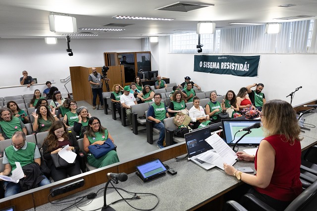 Comissão do Trabalho, da Previdência e da Assistência Social - debate sobre a importância da greve de 94 dias organizada pelo Sindsema
