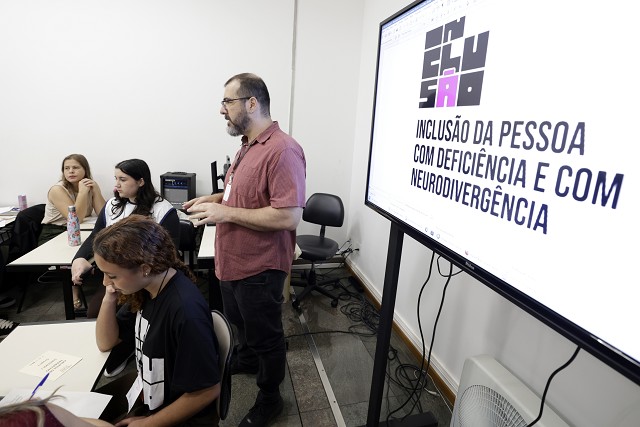 Parlamento Jovem de Minas 2026 - Inclusão da Pessoa com Deficiência e com Neurodivergência - Grupos de Trabalho