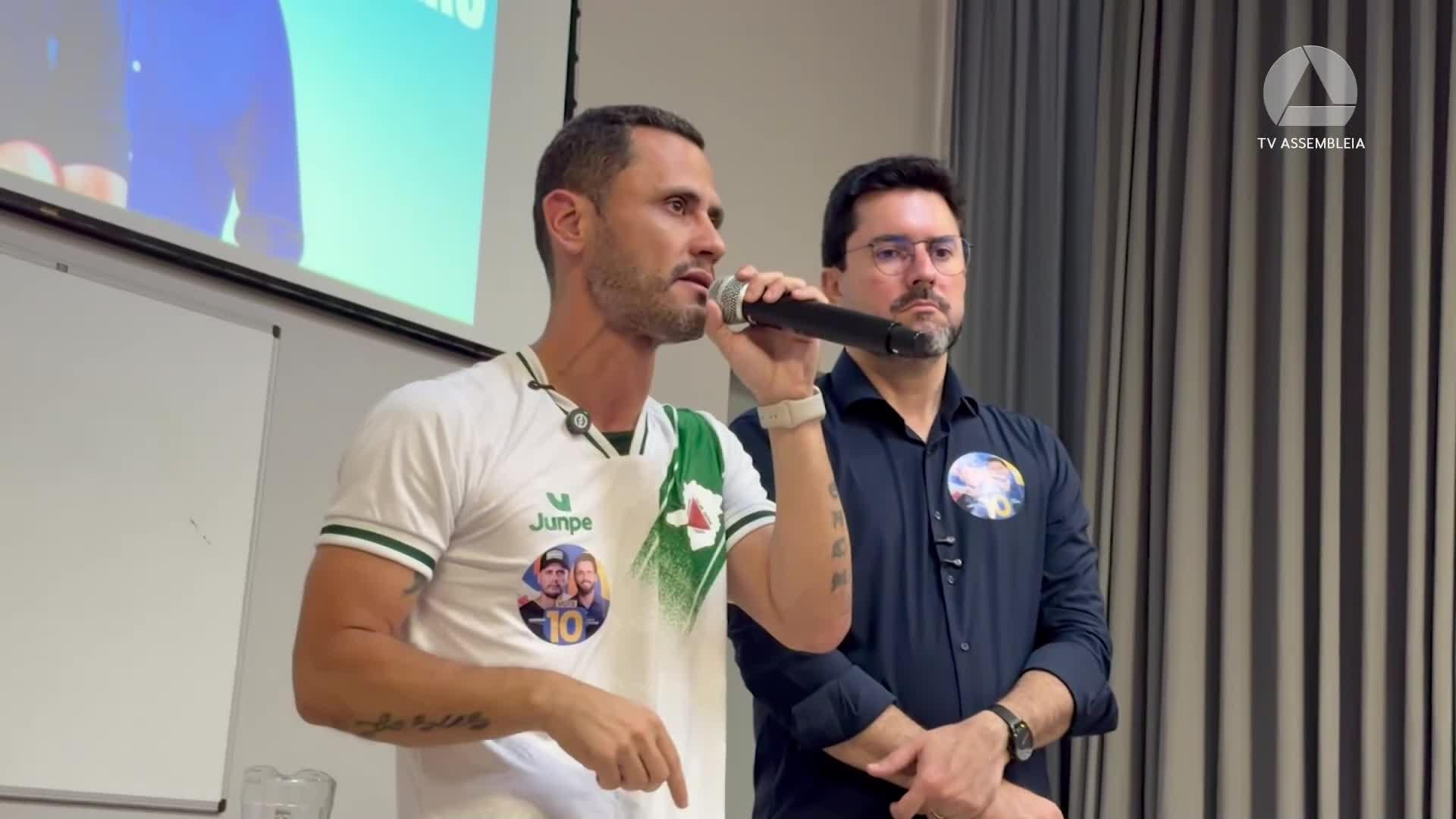 Cleitinho Azevedo: perfil do governador eleito de Minas