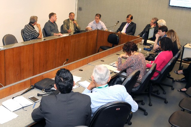 Foram discutidos o formato geral do evento e os temas que deverão ser priorizados