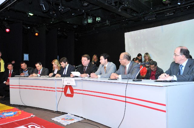 Comissão do Trabalho, da Previdência e da Ação Social - debate sobre a manutenção dos postos de trabalho nas empresas de ferroligas e de silício metálico