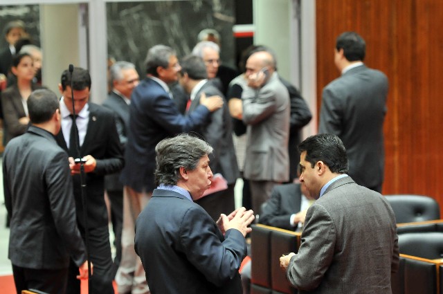 Veto Parcial, recebido em Plenário nesta terça (11), será analisado por uma comissão especial