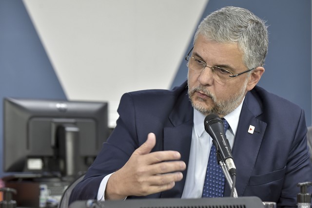 Gustavo Barbosa se comprometeu a fazer nova tentativa sobre a isenção fiscal