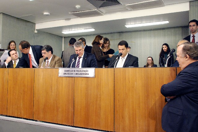 O projeto de resolução precisa ser submetido à apreciação do Plenário