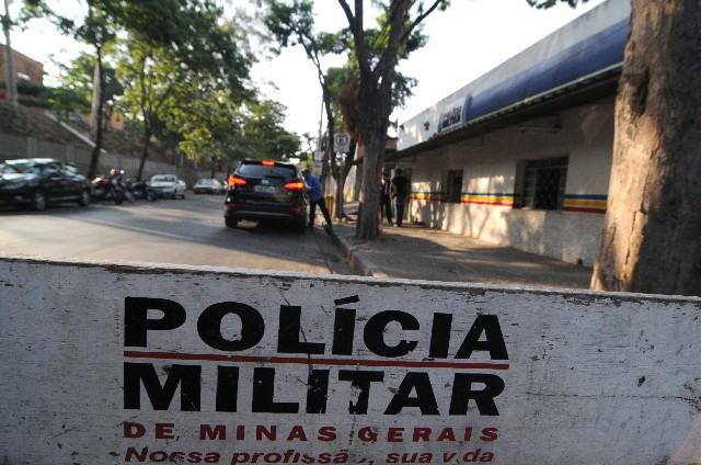 Ofício proíbe militares de estacionarem carros que exponham propaganda eleitoral em unidades da PM