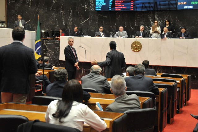 A proposição, de autoria do governador Fernando Pimentel, foi aprovada em turno único no Plenário
