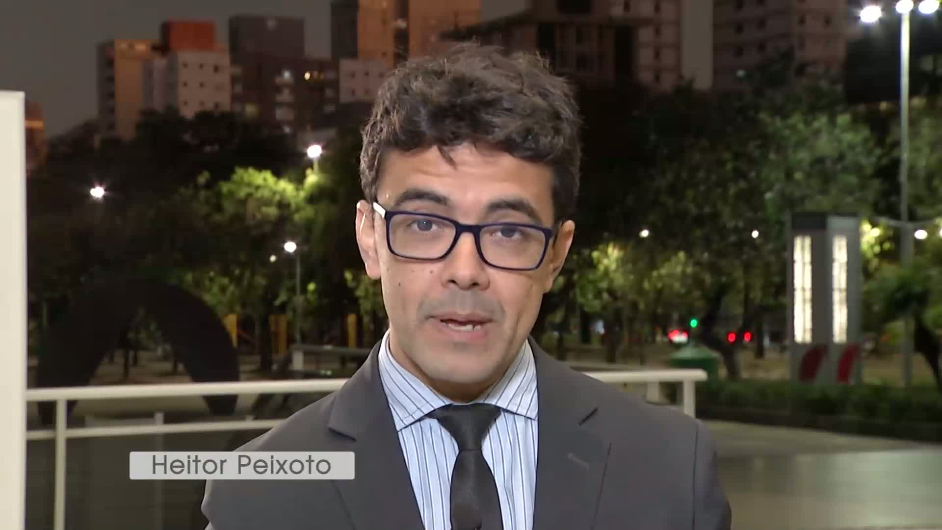 Zema amplia vantagem sobre Kalil