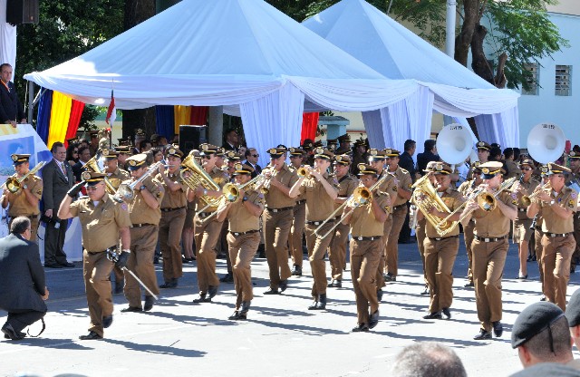 Solenidade comemorativa dos 240 anos da Polícia Militar e outorga da Medalha Alferes Tiradentes