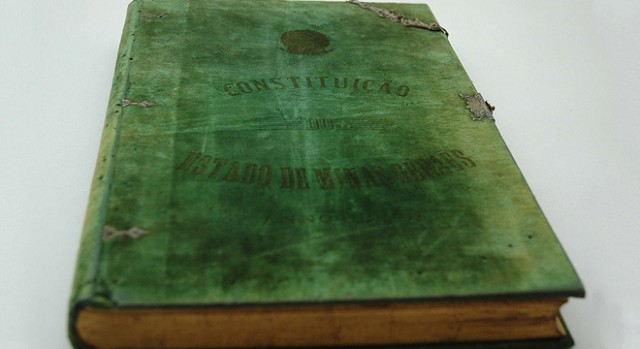 Exemplar da 1ª Constituição do Estado de Minas Gerais - 1891