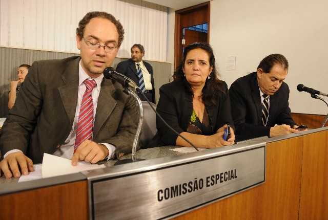 Deputados da Comissão Especial aprovaram também dois requerimentos para realização de audiências públicas na Capital e em Coronel Fabriciano