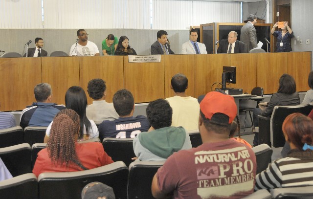 Comissão de Assuntos Municipais e Regionalização - debate sobre a situação das pessoas que moram à margem da MG-5 em Sabará