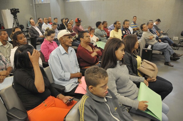 Comissão de Assuntos Municipais e Regionalização - debate sobre a situação das pessoas que moram à margem da MG-5 em Sabará