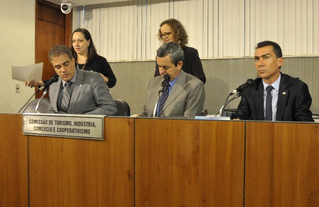 A Comissão de Turismo, Comércio e Cooperativismo aprovou o requerimento nesta terça (23)