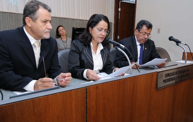 Rosângela Reis é autora do projeto que cria a medalha Empresa Amiga do Melhor Emprego