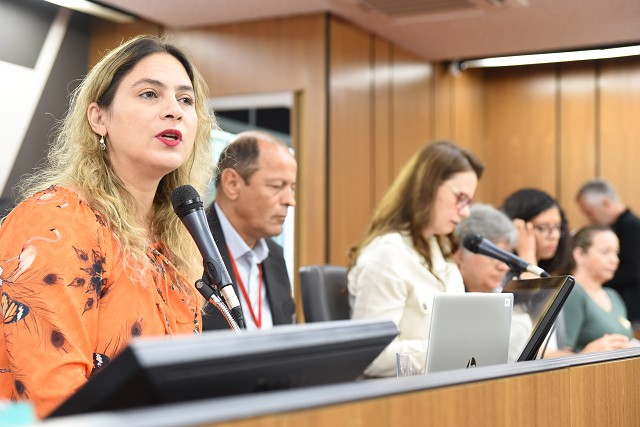 Comissão de Educação, Ciência e Tecnologia - debate sobre a carreira da Uemg e da Unimontes