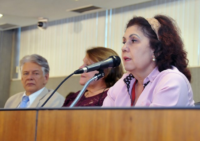 Comissão de Prevenção e Combate ao uso de Crack e outras drogas - debate sobre a relação das comunidades terapêuticas com o Estado