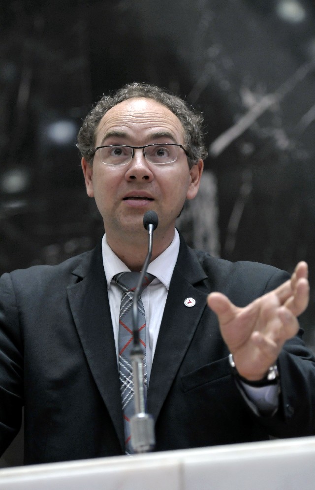 Paulo Lamac valorizou o Plano Nacional de Educação, do Governo Federal