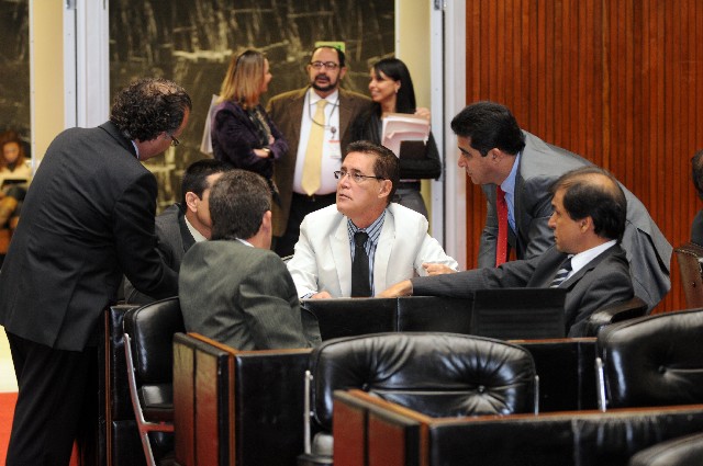 A proposição, de autoria do governador, foi aprovada na forma em que foi votada no Plenário em 1° turno